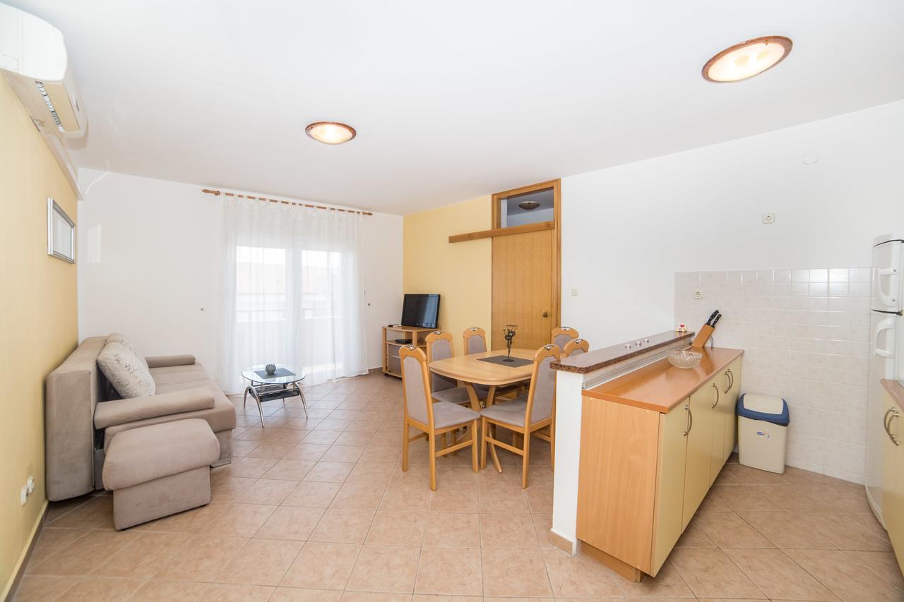 Apartment Clear Sky Башка-Вода Екстер'єр фото