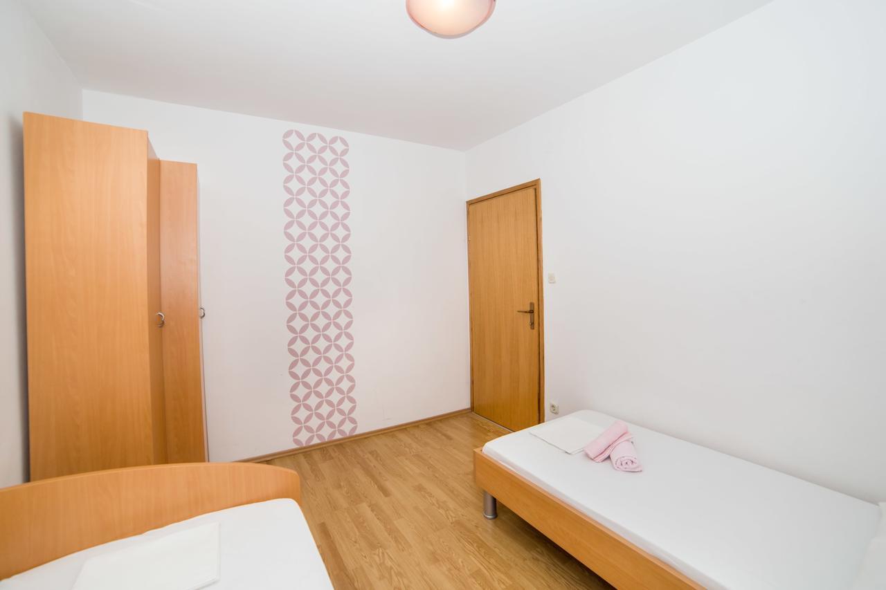 Apartment Clear Sky Башка-Вода Екстер'єр фото